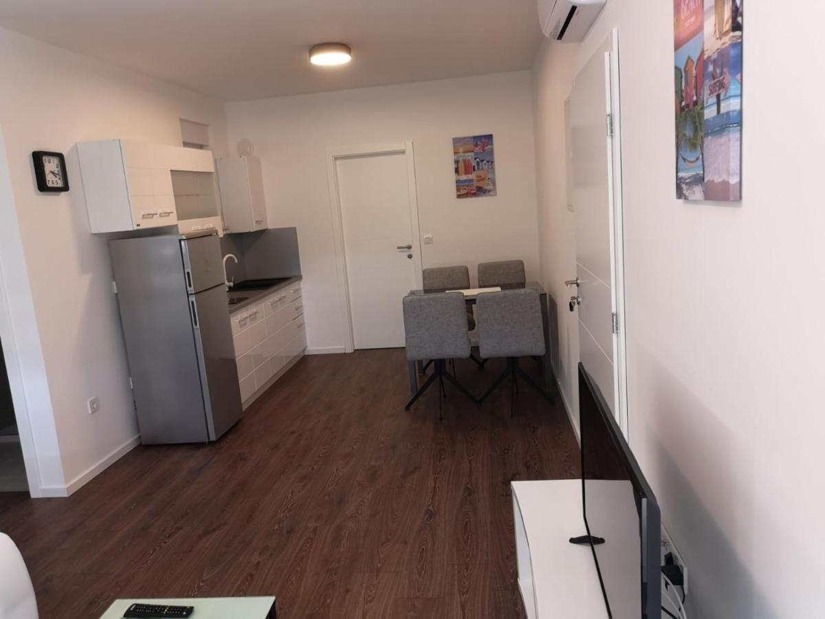 Navis Apartment Supetarska Draga Bagian luar foto