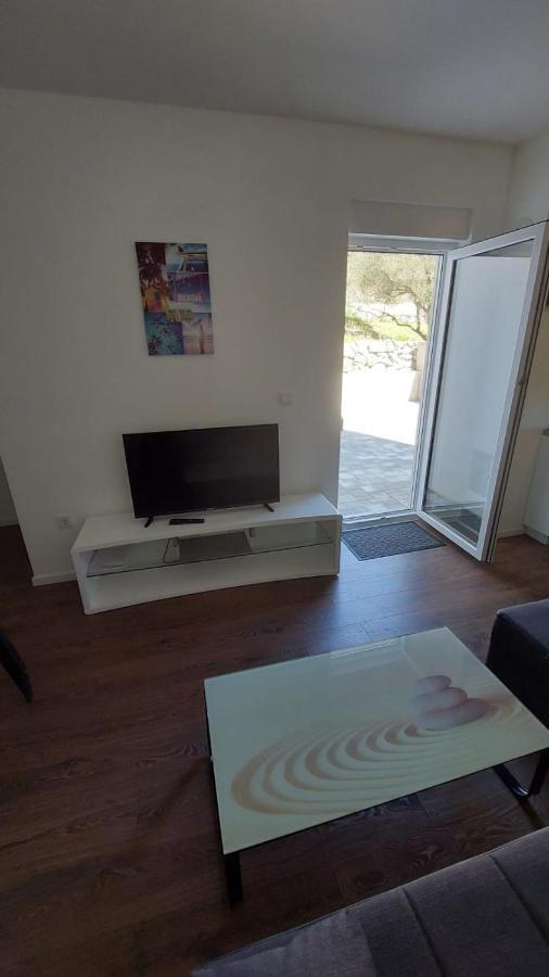 Navis Apartment Supetarska Draga Bagian luar foto