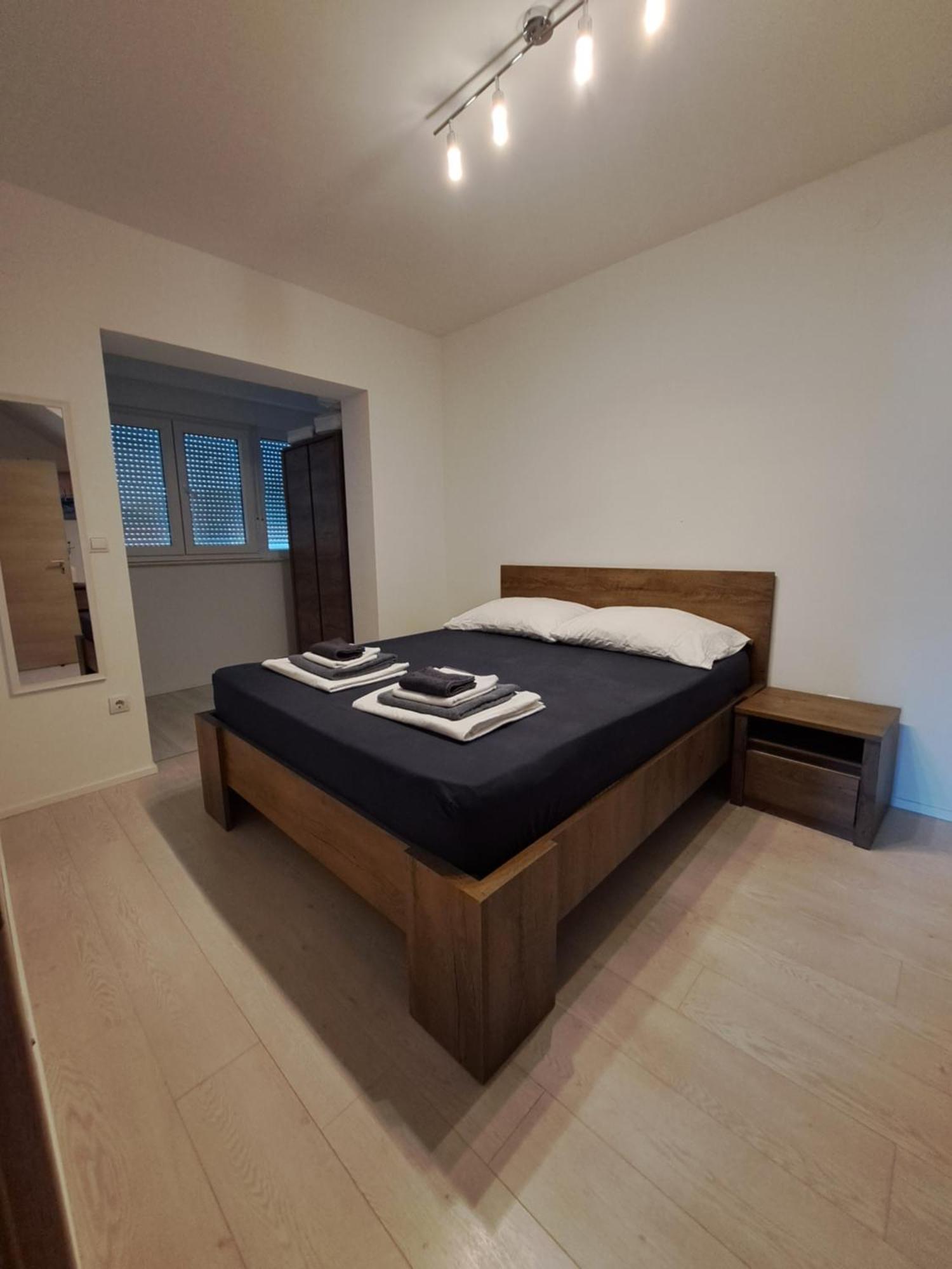 Navis Apartment Supetarska Draga Bagian luar foto