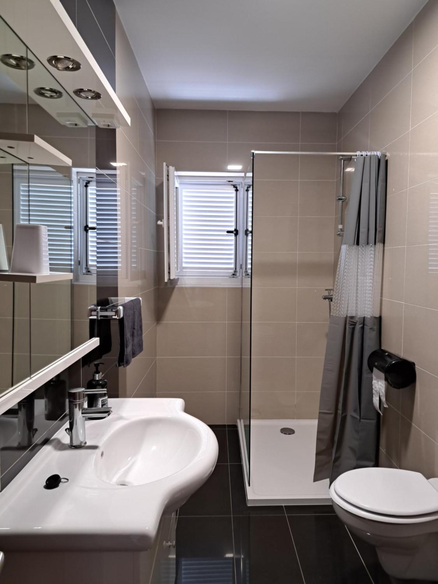 Navis Apartment Supetarska Draga Bagian luar foto
